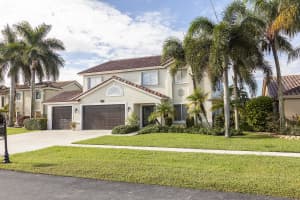 3719 Royal Cypress Ln, Lake Worth, FL 33467, Sold 03/25/20
