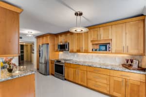 5380 N Ocean Dr #10e, Singer Island, FL 33404, Sold 12/04/19