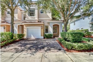 132 Astor Cir, Delray Beach, FL 33484, Sold 03/06/20