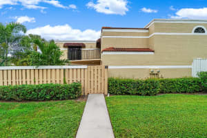 3750 Village Dr, Delray Beach, FL 33445, Sold 04/10/20