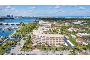 369 S Lake Dr #4h, Palm Beach, FL 33480, Sold 10/21/20