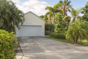 1085 8th Pl, Vero Beach, FL 32960, Sold 11/29/19