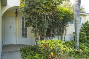 1085 8th Pl, Vero Beach, FL 32960, Sold 11/29/19