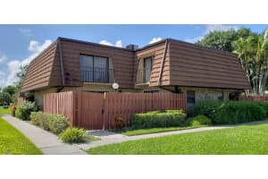 1440 N Lawnwood Cir, Fort Pierce, FL 34950, Sold 01/22/20