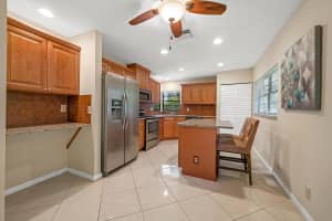 3900 NW 10th St, Delray Beach, FL 33445, Sold 02/24/20