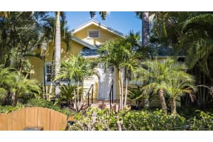 619 Palm St, West Palm Beach, FL 33401, Sold 12/04/19