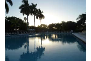 10391 S Circle Lake Dr, Boynton Beach, FL 33437, Sold 01/29/20