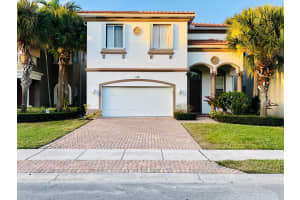 1069 Grove Park Cir, Boynton Beach, FL 33436, Sold 07/10/20
