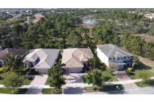 2024 NW Windemere Dr, Jensen Beach, FL 34957, Sold 08/04/20