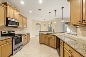 2024 NW Windemere Dr, Jensen Beach, FL 34957, Sold 08/04/20