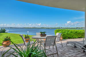 2760 S Ocean Blvd, Palm Beach, FL 33480, Sold 01/17/20