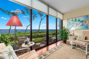 2538 NW Seagrass Dr, Palm City, FL 34990, Sold 04/29/20