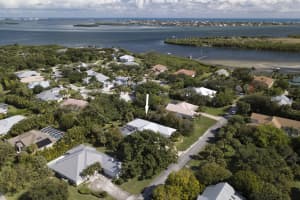 5471 SE Reef Way, Stuart, FL 34997, Sold 02/26/20