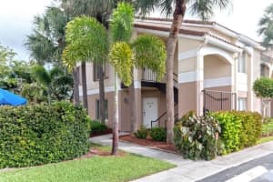 815 W Boynton Beach Blvd, Boynton Beach, FL 33426, Sold 03/30/20