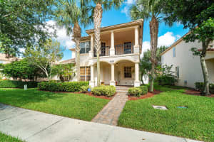 8101 Bautista Way, Palm Beach Gardens, FL 33418, Sold 11/25/19