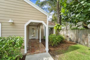 429 Park Forest Way, Wellington, FL 33414, Sold 11/26/19