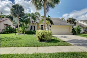 3758 Woods Walk Blvd, Lake Worth, FL 33467, Sold 01/30/20