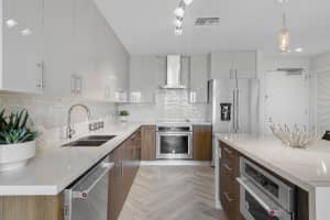 236 SE 5th Ave, Delray Beach, FL 33484, Sold 03/03/20