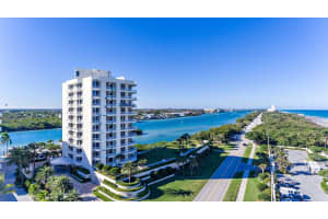 425 S Beach Rd, Tequesta, FL 33469, Sold 04/20/20