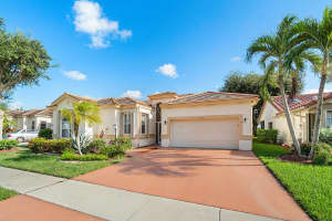8370 Winter Springs Ln, Lake Worth, FL 33467, Sold 12/13/19