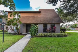 401 Sandtree Dr, Palm Beach Gardens, FL 33403, Sold 02/07/20