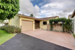 5585 Mirror Lakes Blvd, Boynton Beach, FL 33472, Sold 12/18/19