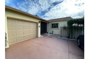 5585 Mirror Lakes Blvd, Boynton Beach, FL 33472, Sold 12/18/19