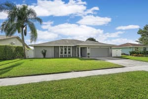 5052 Woodstone Cir N, Lake Worth, FL 33463, Sold 12/30/19