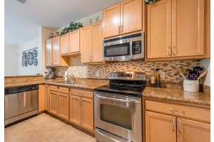 6467 Azura Lake Rd, Greenacres, FL 33463, Sold 01/10/20