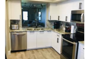 6240 E Mirror Lake Dr, Sebastian, FL 32958, Sold 01/15/20