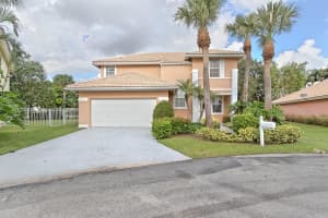 33 Valencia Dr, Boynton Beach, FL 33436, Sold 01/24/20