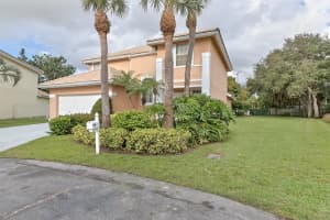 33 Valencia Dr, Boynton Beach, FL 33436, Sold 01/24/20