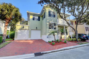 1039 E Heritage Club Cir, Delray Beach, FL 33483, Sold 02/20/20