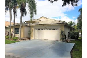 4561 NW 7th St, Deerfield Beach, FL 33442, Sold 01/29/20