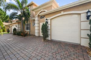 9530 Campi Dr, Lake Worth, FL 33467, Sold 04/17/20