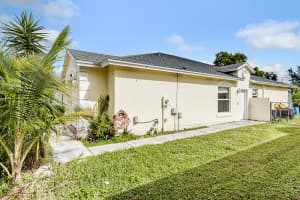 3743 Nyack Ln, Lake Worth, FL 33463, Sold 12/06/19
