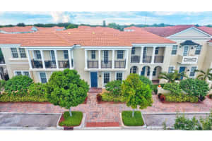 862 NW 83rd Ln, Boca Raton, FL 33487, Sold 02/10/20