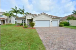 157 NE Abaca Way, Jensen Beach, FL 34957, Sold 03/31/20