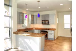 365 SE 6th Ave, Delray Beach, FL 33483, Sold 11/21/19