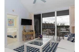 MLS# R10576557, Vero Beach, Florida 32963