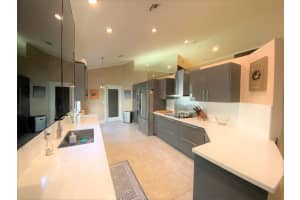 10020 Lexington Cir N, Boynton Beach, FL 33436, Sold 02/05/20