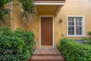 72 SE 6th Ave, Delray Beach, FL 33483, Sold 02/04/20