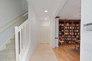 72 SE 6th Ave, Delray Beach, FL 33483, Sold 02/04/20