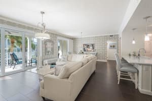 422 Bay Colony Dr N, Juno Beach, FL 33408, Sold 01/30/20