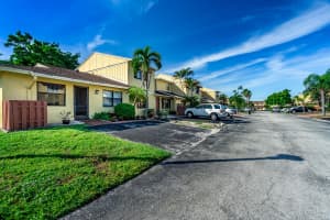 5242 Tennis Ln, Delray Beach, FL 33484, Sold 01/10/20