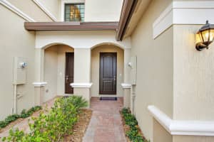 355 SE 1st Dr, Deerfield Beach, FL 33441, Sold 03/26/20