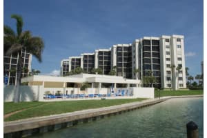 19800 Sandpointe Bay Dr, Tequesta, FL 33469, Sold 11/22/19