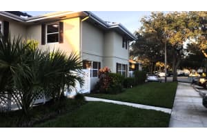 42 Essex Ct, Royal Palm Beach, FL 33411, Sold 01/22/20