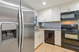 1201 SE Parkview Pl, Stuart, FL 34994, Sold 12/13/19