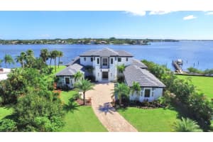 8 Bamboo Ln, Jupiter, FL 33458, Sold 03/30/20
